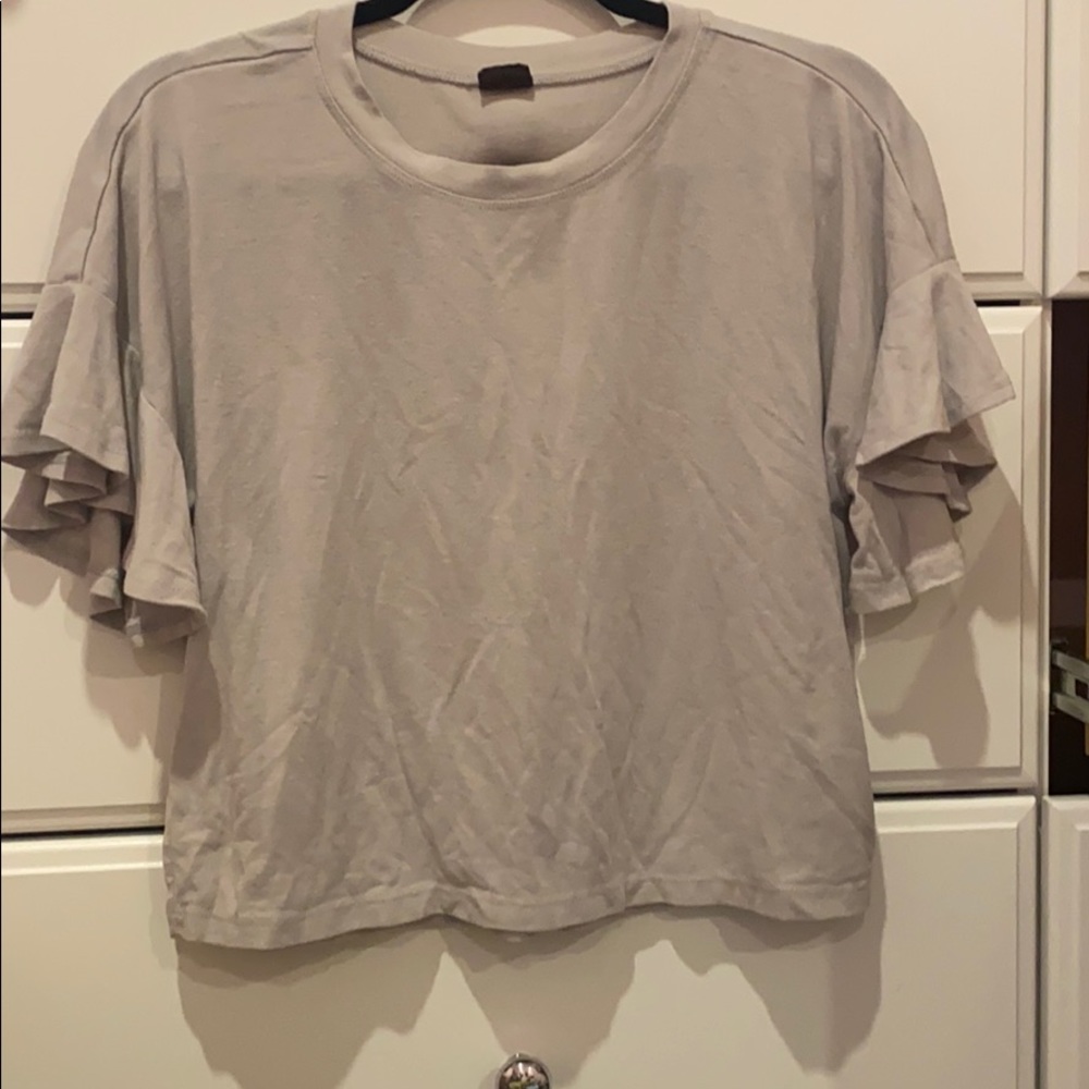 Free Press Gray Ruffled Short Sleeve Top